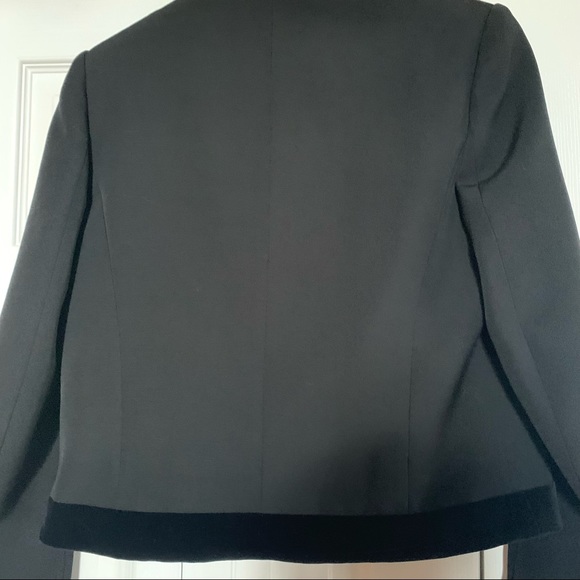 NWT Authentic Burberry black blazer jacket velvet details size 6 - Picture 8 of 16